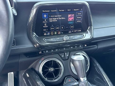 Used 2021 Chevrolet Camaro LT w/ RS Package image 12