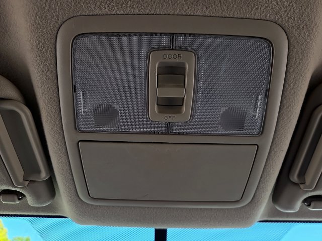 Used 2007 Toyota RAV4 Limited AWD/4WD image 20