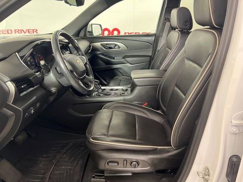 Used 2022 Chevrolet Traverse Premier w/ LPO, Cargo Package image 10