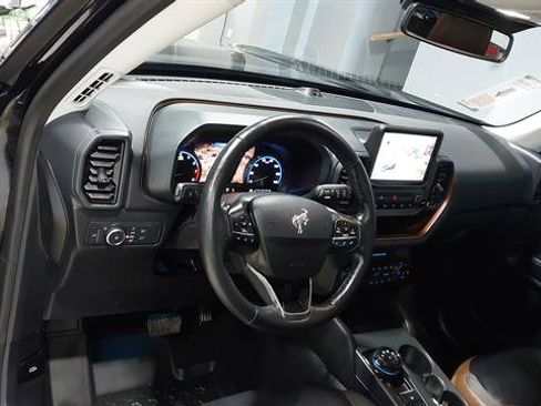 Used 2022 Ford Bronco Sport Outer Banks w/ Tech Package AWD/4WD image 19