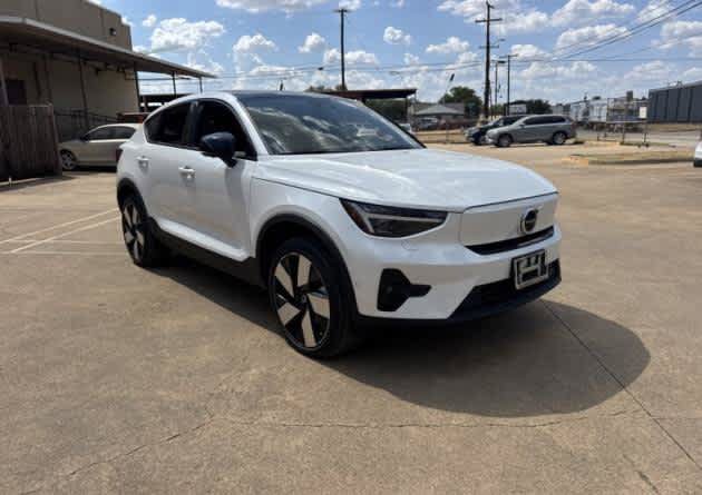 Used 2023 Volvo C40 P8 Recharge Ultimate AWD/4WD image 7
