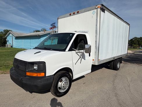 Used 2006 Chevrolet Express 3500 RWD image 1