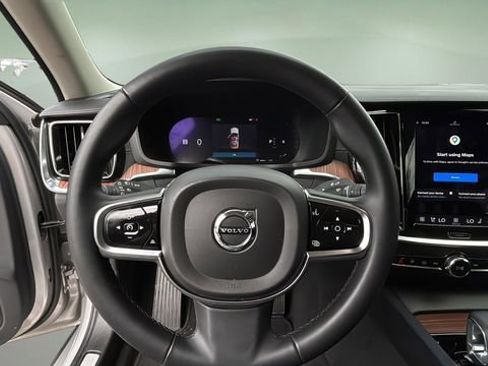 Used 2024 Volvo S60 B5 Ultimate w/ Climate Package AWD/4WD image 12