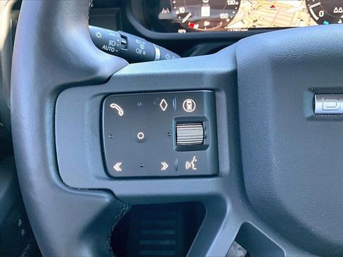 Certified 2025 Land Rover Defender 110 X-Dynamic SE image 20
