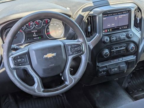 Used 2020 Chevrolet Silverado 2500 LT AWD/4WD image 12