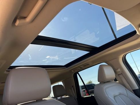 Used 2023 Ford Expedition Max Limited image 48