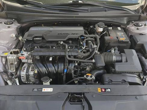 Used 2023 Hyundai Elantra SEL w/ Convenience Package FWD image 22