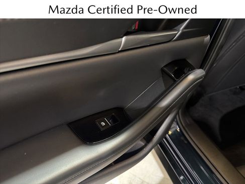 Used 2025 MAZDA MAZDA3 s image 31