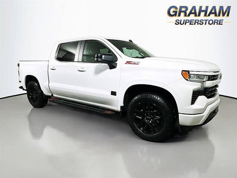 Used 2022 Chevrolet Silverado 1500 RST image 1