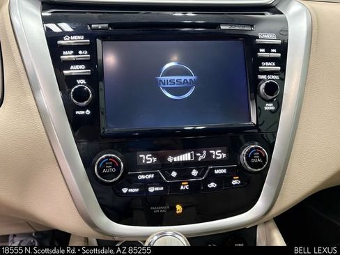 Used 2016 Nissan Murano Platinum w/ Platinum Technology Package FWD image 15