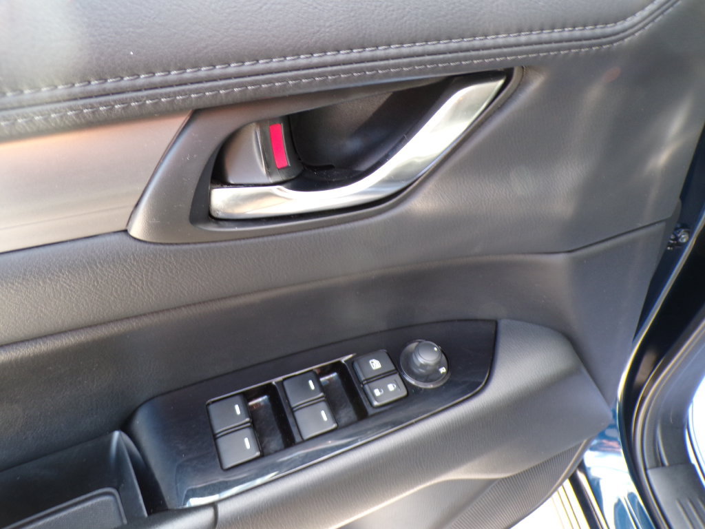 Used 2021 MAZDA CX-5 Touring AWD/4WD image 22