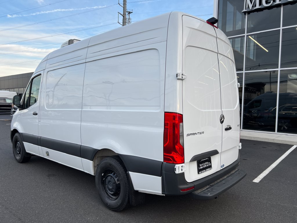 New 2025 Mercedes-Benz Sprinter 2500 image 3