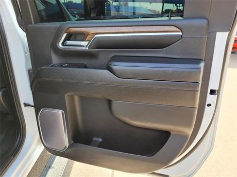 Certified 2024 Chevrolet Silverado 2500 High Country w/ Technology Package image 7