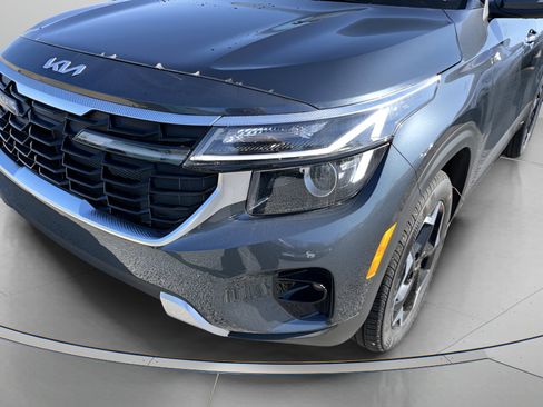 New 2026 Kia Seltos S image 4