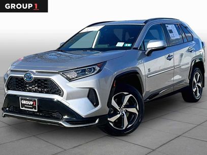 Used 2021 Toyota RAV4 SE w/ Weather & Moonroof Package