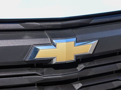Used 2026 Chevrolet Colorado W/T w/ WT Custom Package RWD image 4