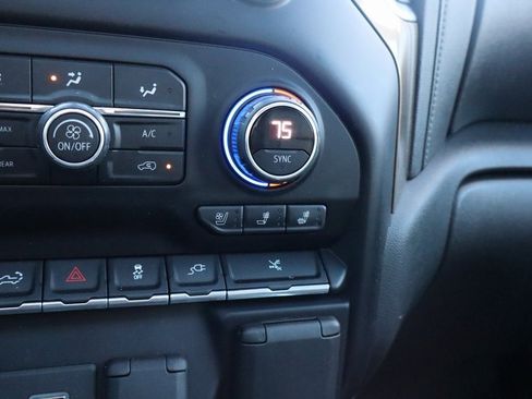 Used 2020 Chevrolet Silverado 1500 High Country w/ Technology Package image 13