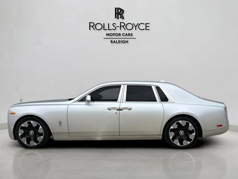 Used 2020 Rolls-Royce Phantom Sedan RWD image 4