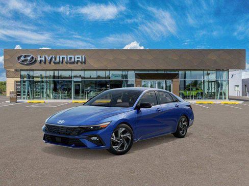 New 2025 Hyundai Elantra Sport image 1