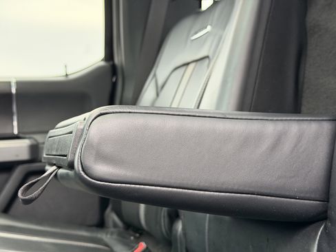 Used 2019 Ford F350 Platinum w/ Snow Plow Prep Package image 28