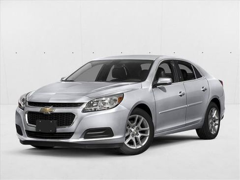 Used 2016 Chevrolet Malibu LT FWD image 1