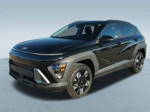 Used 2024 Hyundai Kona SEL image 3