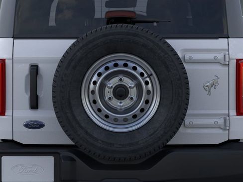 New 2025 Ford Bronco Base image 49