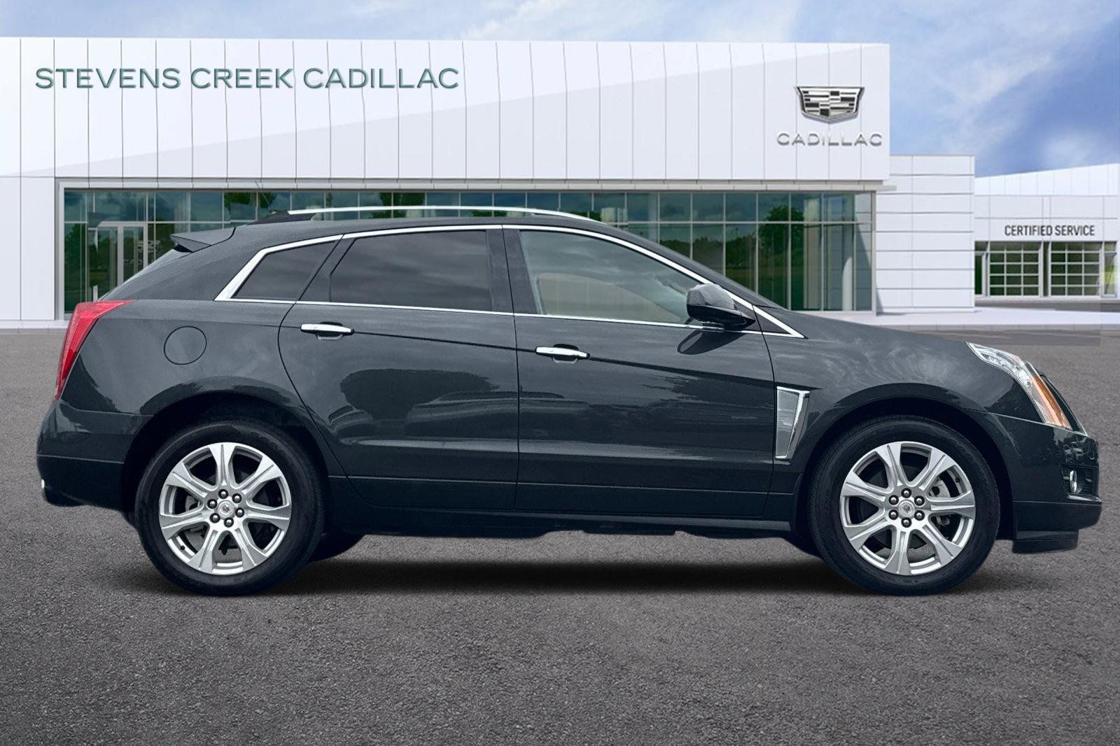 Used 2016 Cadillac SRX Premium AWD/4WD image 2