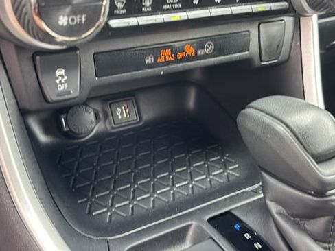 Used 2025 Toyota RAV4 LE AWD/4WD image 18