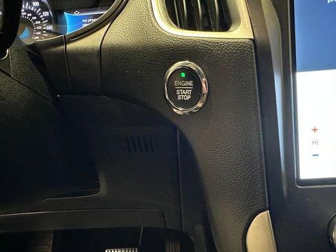 Used 2022 Ford Edge SEL w/ Convenience Package image 14