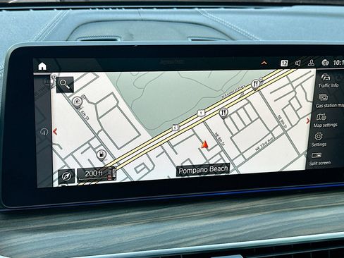 Used 2022 BMW M550i xDrive image 14