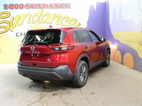 Used 2021 Nissan Rogue S image 8