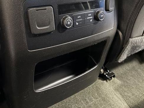 Used 2018 Chevrolet Suburban Premier image 20