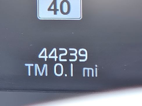 Used 2021 Volvo XC90 T6 Momentum w/ Protection Package Premier AWD/4WD image 20