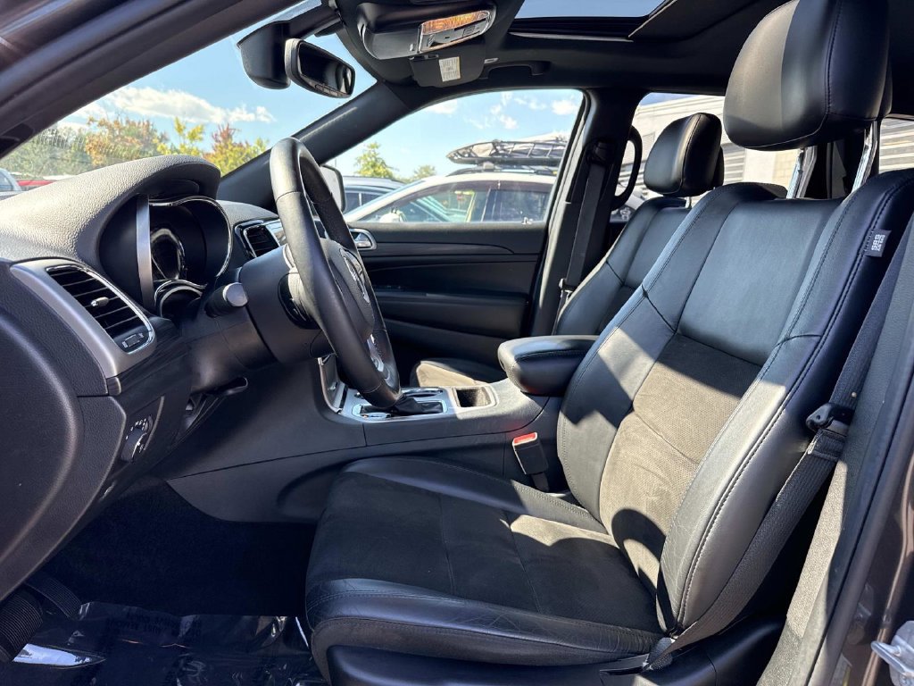 Used 2019 Jeep Grand Cherokee Altitude AWD/4WD image 10