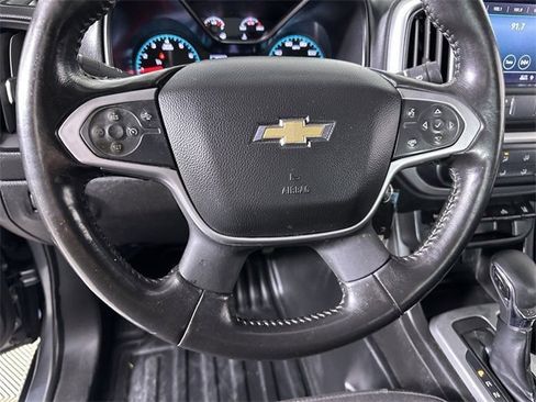 Used 2022 Chevrolet Colorado LT w/ Fleet Safety Package image 11