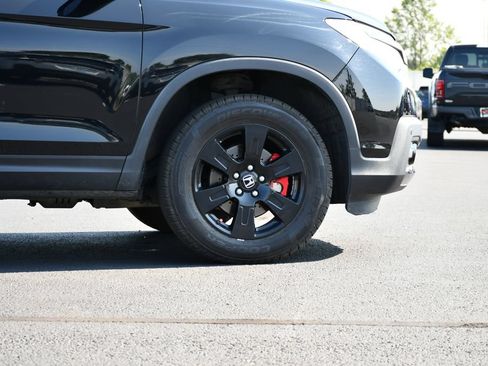 Used 2017 Honda Ridgeline Black Edition image 9