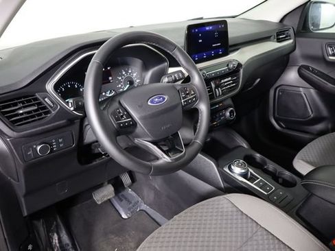 Used 2022 Ford Escape SE w/ Convenience Package FWD image 18
