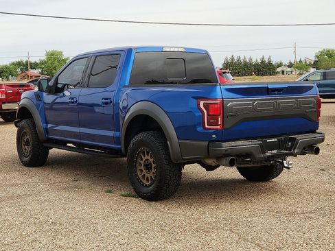 Used 2017 Ford F150 Raptor w/ Equipment Group 802A Luxury AWD/4WD image 3