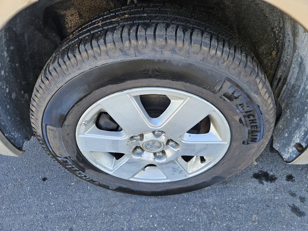 Used 2005 Toyota Sienna CE FWD image 26
