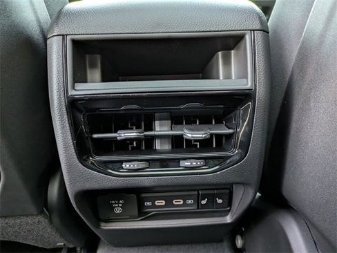 New 2026 Jeep Grand Cherokee Limited w/ Limited Altitude Package image 23