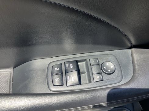 Used 2018 Dodge Challenger SXT Plus RWD image 13