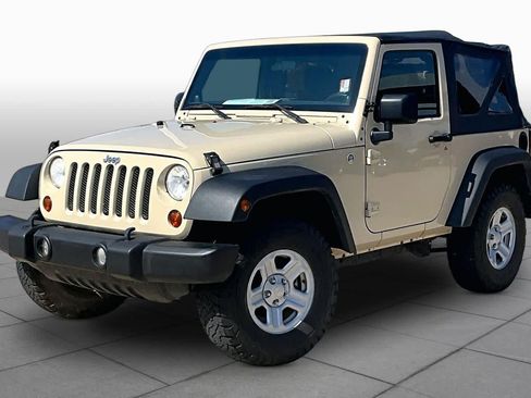 Used 2011 Jeep Wrangler Sport AWD/4WD image 2