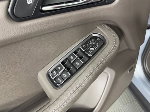Certified 2026 Porsche Macan AWD/4WD image 22