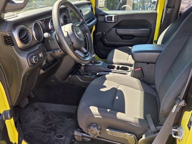 Used 2023 Jeep Wrangler Sport AWD/4WD image 10
