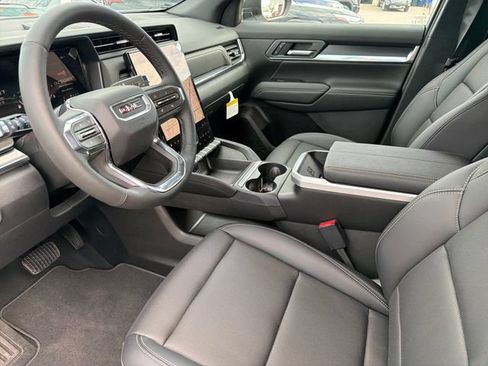 New 2027 GMC Terrain Elevation w/ Elevation Premium Package FWD image 17