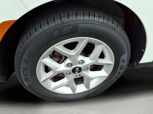 Used 2020 Kia Soul S FWD image 9