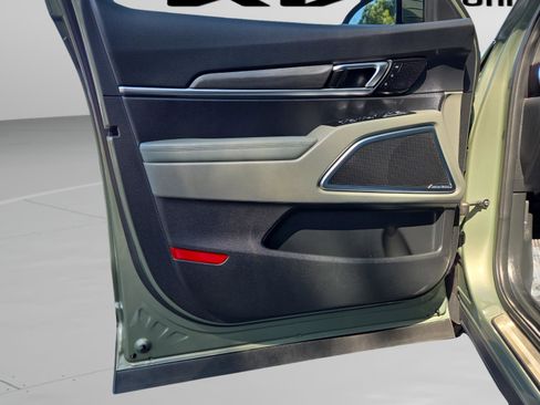 Used 2024 Kia Telluride SX Prestige X-Line image 27