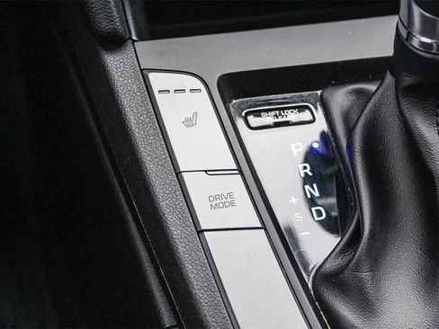 Used 2020 Hyundai Elantra Value Edition w/ Cargo Package (C1) image 34