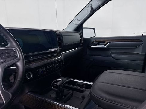 Used 2023 Chevrolet Silverado 1500 LT Trail Boss AWD/4WD image 13